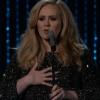 Adele interprète Skyfall aux Oscars 2013.