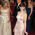 Anne Hathaway pétillante avant la 85e cérémonie des Oscars au Dolby Theatre de Los Angeles, le 24 février 2013.