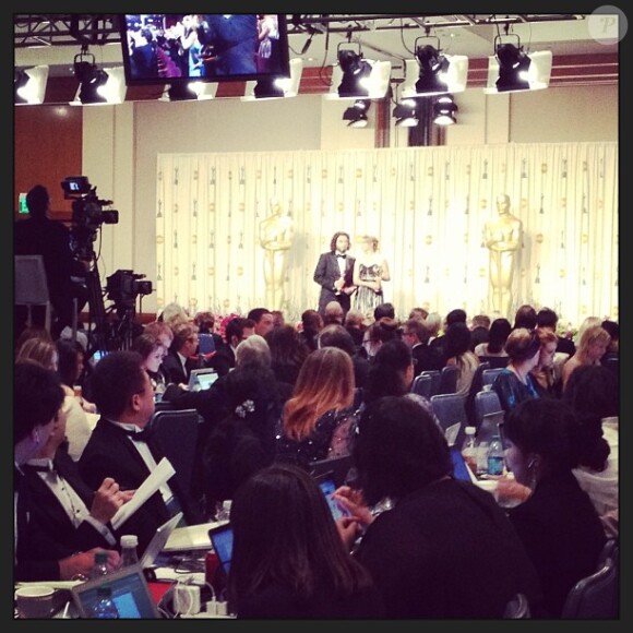 Immersion dans la press room des Oscars 2013.