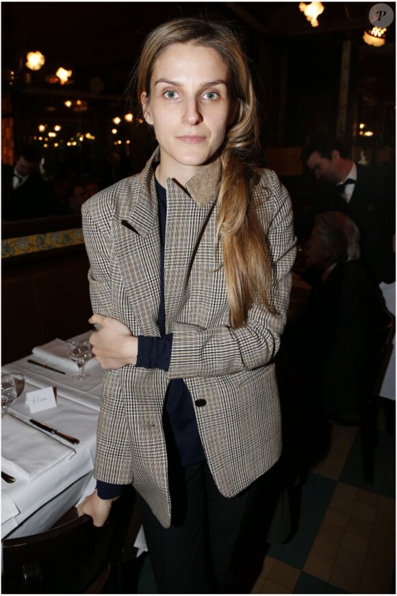 La créatrice de bijoux Gaia Repossi assiste au défilé Etam Lingerie à la Bourse de Commerce. Paris, le 26 février 2013.