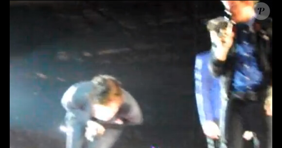 Harry Styles et les One Direction sur scène à Glasgow, le 26 février 2013.