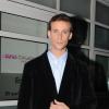 Laurent de Villiers pose après sa venue sur le plateau du Grand Journal à Paris, le 2 novembre2 011.