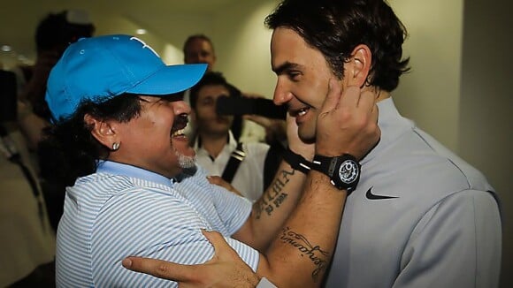 Maradona : Un ambassadeur clownesque à 12 millions d'euros fan de Roger Federer