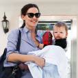 Jennifer Garner emmène son fils Samuel chez le docteur pour une visite de routine, à Brentwood, le 1er mars 2013.