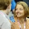 Jodie Foster au côté de son fils aîné Charles lors une de leur rare apparition publique à l'occasion du LA Tennis Challenge à Westwood, Los Angeles, le 4 mars 2013.