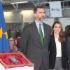 Le prince Felipe et la princesse Letizia d'Espagne à l'inauguration d'une laverie industrielle à Vitoria-Gasteiz, le 5 mars 2013.