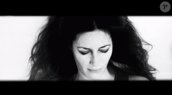 Vidéo du morceau Kill Myself de Mareva Galanter, réalisé par Nicolas Perge. Mars 2013.