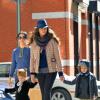 Camila Alves a fait une sortie à New York avec ses enfants Levi et Vida, le 10 mars 2013.