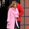 Eva Mendes quitte l'hôtel The Bowery où elle réside à New York. Le 11 mars 2013.
