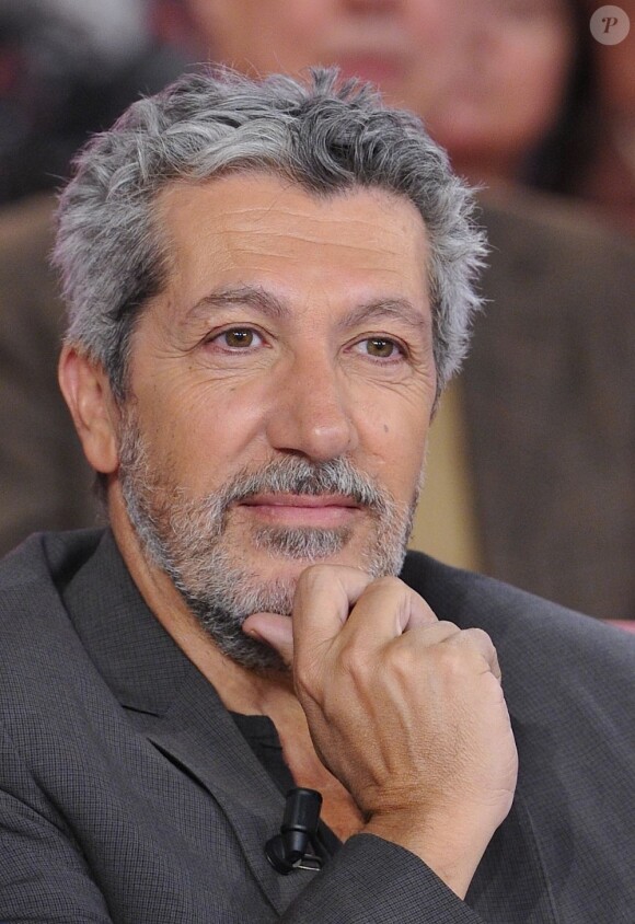 Alain Chabat pendant l'émission Vivement Dimanche le 3 février 2013.