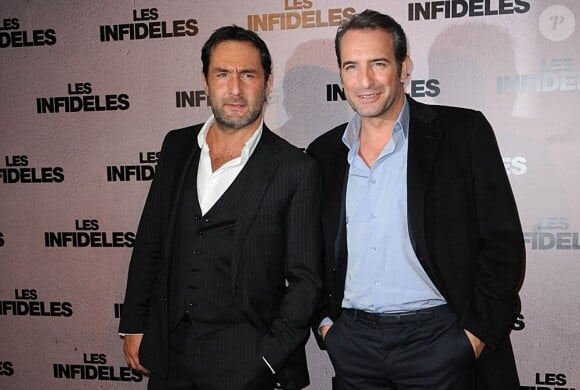 Gilles Lellouche et Jean Dujardin, deux des réalisateurs du film Les Infidèles le 14 février 2012.