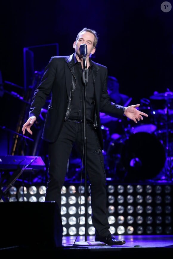 Le chanteur Garou en concert à l'Olympia le 30 Janvier 2013.