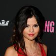 Selena Gomez en rouge à la première de Spring Breakers aux ArcLight Cinemas de Los Angeles, le 14 mars 2013.