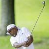 Samuel L. Jackson profite d'un golf en Afrique du Sud, le 12 mars 2013. L'acteur semblait avoir quelques douleurs dans le corps...