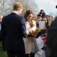  Le duc et la duchesse de Cambridge à Saunderton dans le Buckinghamshire, le 19 mars 2013, pour une visite à l'association Child Bereavement UK, dont le prince William est le parrain. 