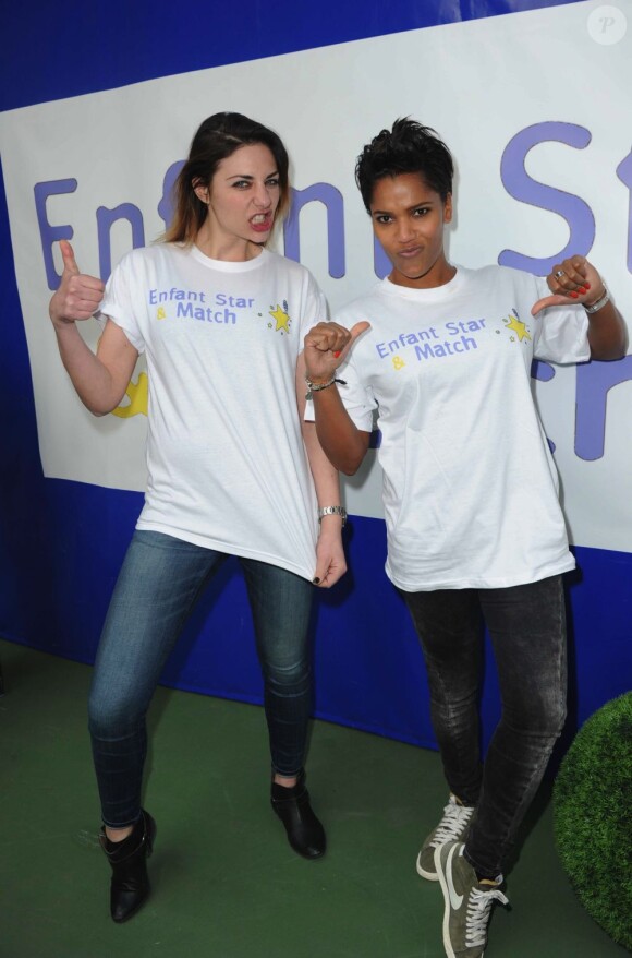 Exclu : Ariane Brodier et Audrey Chauveau, lors du tournoi des célébrités organisée au profit des enfants malades au Tennis Club de Paris, le 25 mars 2013.
