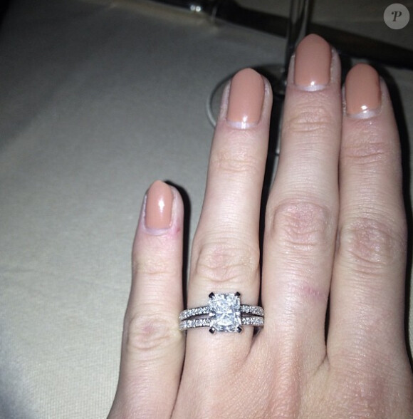 Photo Instagram postée par Millie Mackintosh indiquant qu'elle venait de se fiancer !