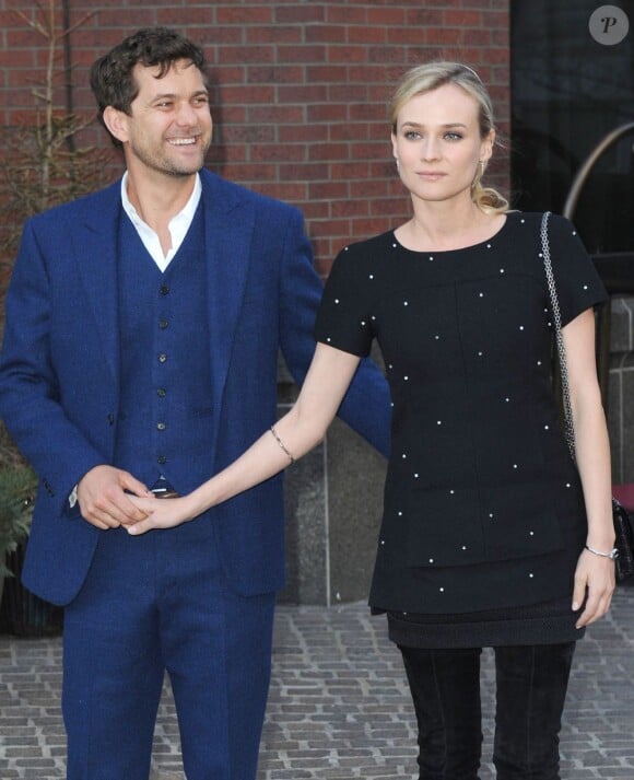 Joshua Jackson et sa femme Diane Kruger à la projection du film Les Ames Vagabondes (The Host) à New York le 27 mars 2013.