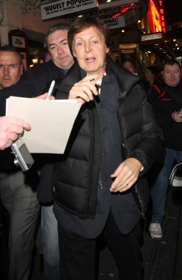 Paul McCartney est venu soutenir son fils James pour son concert à Londres, le 27 mars 2013.