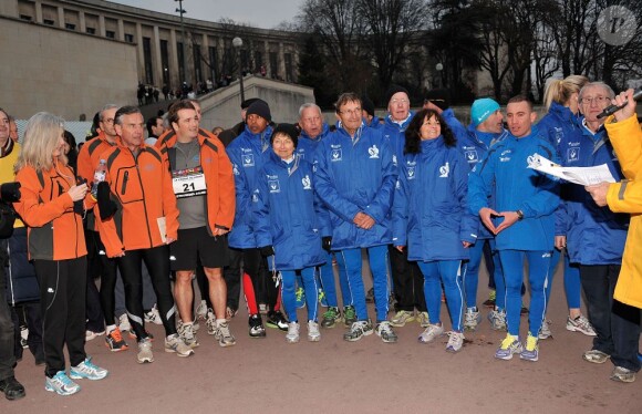 Le départ de la Course Du Coeur au profit du don d'organes au Trocadero à Paris le 27 mars 2013.
