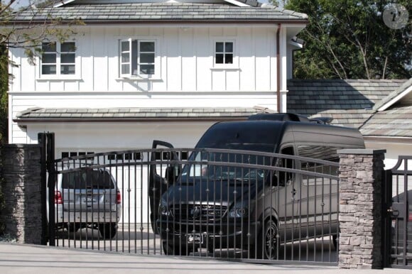 Justin Bieber est passé chez son ex-chérie Selena Gomez, le 27 mars 2013.