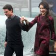 Tom Cruise et Olga Kurylenko lors du photocall du film "Oblivion" à l'hôtel Ritz Carlton à Moscou en Russie le 1er avril 2013