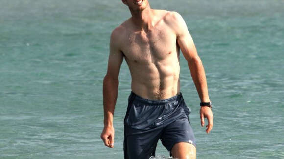 Andy Murray à Miami : Bronzage tennisman, abdos et grosse joie sur la plage