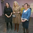  La princesse Maxima au lancement des timbres 1001 Femmes (1001 Vrouwen) à Amsterdam le 2 avril 2013. 