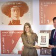  La princesse Maxima des Pays-Bas au lancement des timbres 1001 Femmes (1001 Vrouwen) à Amsterdam le 2 avril 2013. 