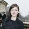 Marion Cotillard lors du défilé Christian Dior le 1er mars 2013