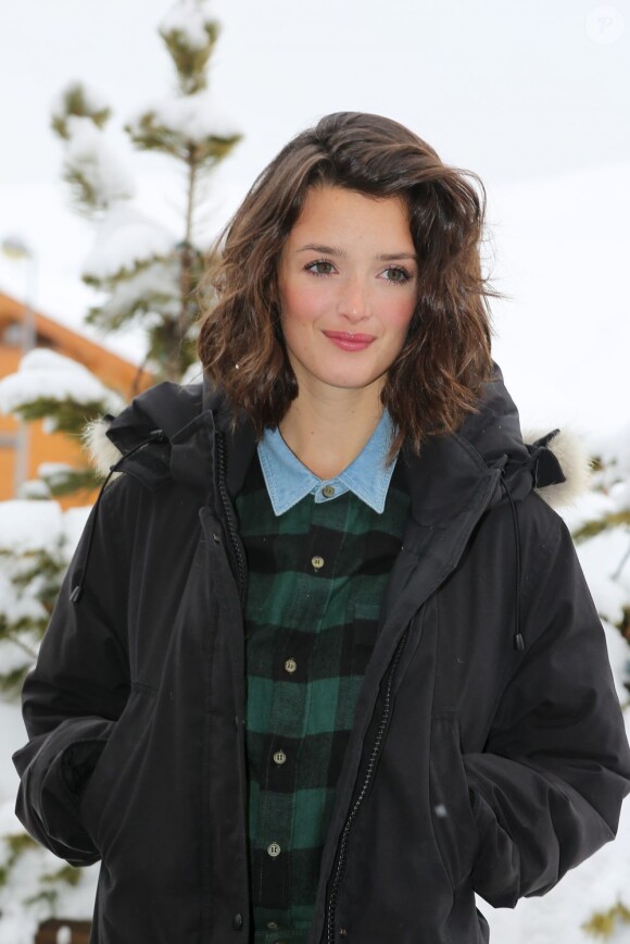 L'actrice Charlotte Le Bon à l'Alpe d'Huez le 19 janvier 2013