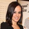 Alizée en dédicace à l'occasion de la sortie de son nouvel album 5 à la FNAC St Lazare le 29 mars 2013, à Paris.