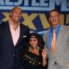Snookie entre Dwayne Johnson alias The Rock et John Cena, lors de la conférence de presse consacrée à Wrestlemania XXVII au Hard Rock Cafe de New York le 30 mars 2011.