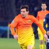 Lionel Messi lors du match entre le Paris Saint-Germain et le FC Barcelone au Parc des Princes à Paris le 2 avril 2013