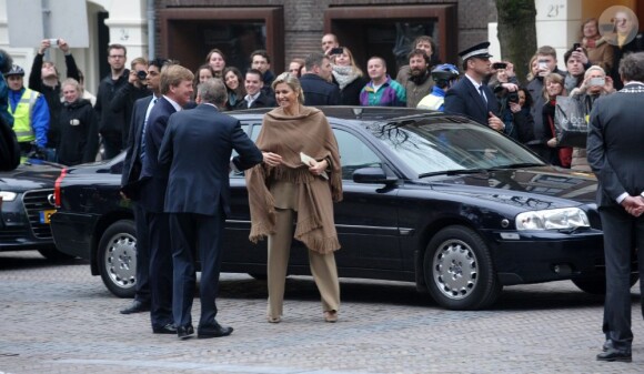 La reine Beatrix, le prince Willem-Alexander et la princesse Maxima des Pays-Bas à Utrecht le 11 avril 2013 pour fêter les 300 ans du Traité d'Utrecht et lancer le programme de commémorations prévues par la ville jusqu'en septembre.