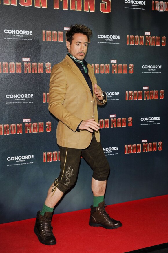 Robert Downey Jr. lors du photocall du film Iron Man 3 au palais Montgelais à Munich, le 12 avril 2013.