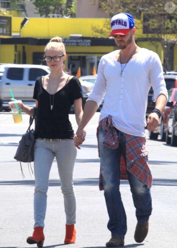 Chad Michael Murray et sa belle Kenzie Dalton le 12 avril 2013.