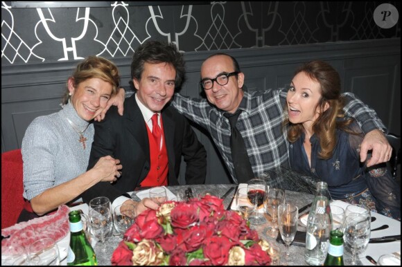 Frigide Barjot, Basile de Koch avec Karl Zéro et sa femme Daisy d'Errata à Paris le 2 décembre 2010. 