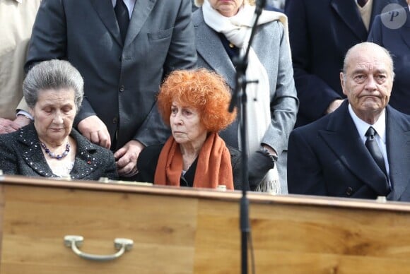 Simone Veil et Jacques Chirac lors des obsèques d'Antoine Veil au cimetière du Montparnasse à Paris le 15 avril 2013.