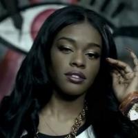 Azealia Banks : La rappeuse intenable dans le clip de Yung Rapunxel