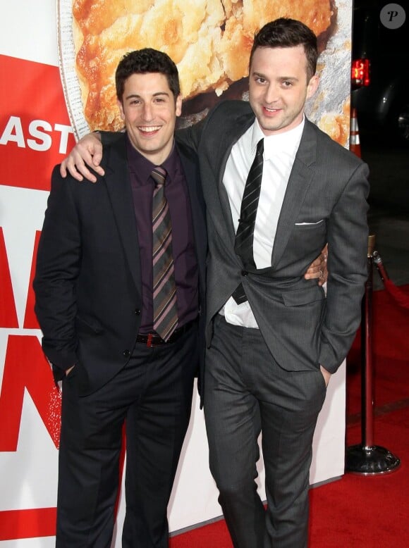 Jason Biggs et Eddie Kaye Thomas à la première de American Pie 4, à Hollywood, le 19 mars 2012.