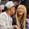 Jay-Z et Beyoncé Knowles, spectateurs d'un match de NBA au Barclays Center. Brooklyn, novembre 2012.