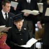 La reine Elizabeth II aux funérailles de Margaret Thatcher le 17 avril 2013 à la cathdérale Saint Paul de Londres.