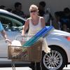 Britney Spears fait du shopping au magasin Petsmart de Calabasas, le 20 avril 2013.