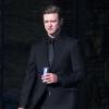 Justin Timberlake fume un cigare et boit une bière lors du mariage de ses amis Nick Chastain et Kiana Bessa à Millington, le 14 avril 2013.
Photo exclusive