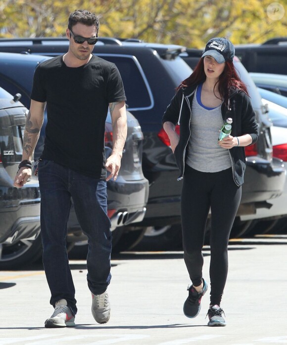 Megan Fox et Brian Austin Green, complices dans les rues de Los Angeles, le 21 avril 2013 où ils s'accordent une pause déjeuner bien méritée
Photo Exclusive