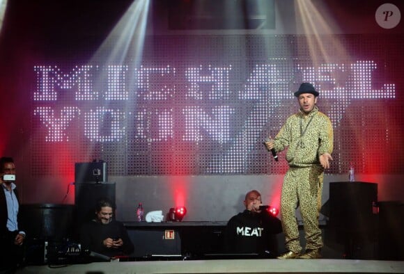 Exclusif - Michaël Youn au Metropolis a Rungis pour le 1.000.000ème spectateur de "Vive la France", le 20 avril 2013.