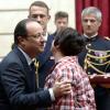 François Hollande a remis les medailles d'honneur du travail lors d'une cérémonie à l'Elysée, le 1er mai 2013.