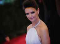 Katie Holmes au MET Ball 2013 : Dos nu, robe à traîne et regard envoûtant...
