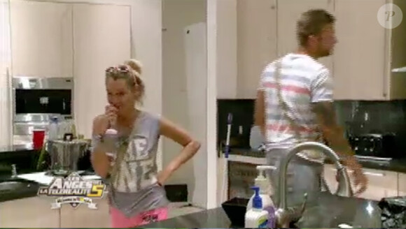 Aurélie dans les Anges de la télé-réalité 5, mardi 7 mai 2013 sur NRJ12